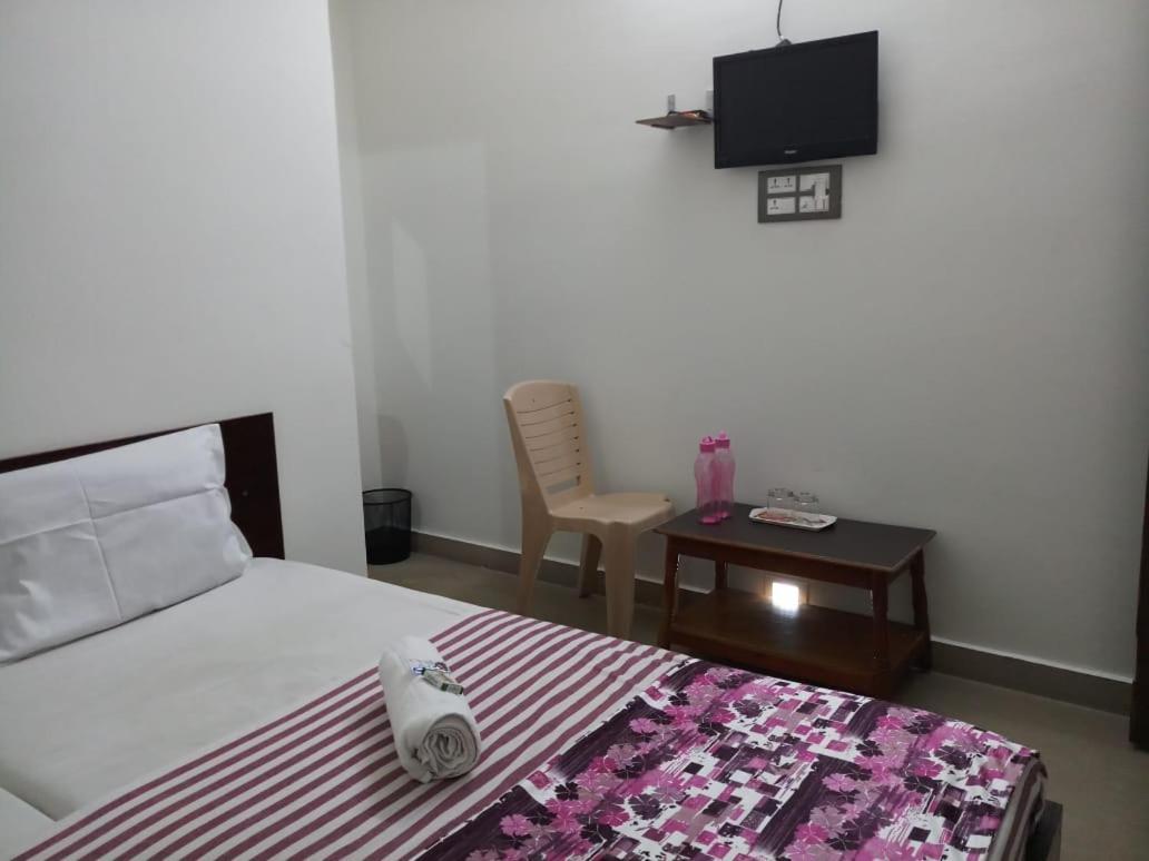 Sri Kousthubham Residency 호텔 티루파티 외부 사진
