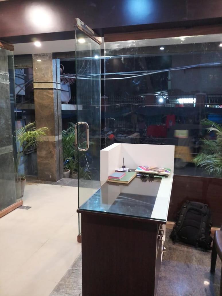 Sri Kousthubham Residency 호텔 티루파티 외부 사진